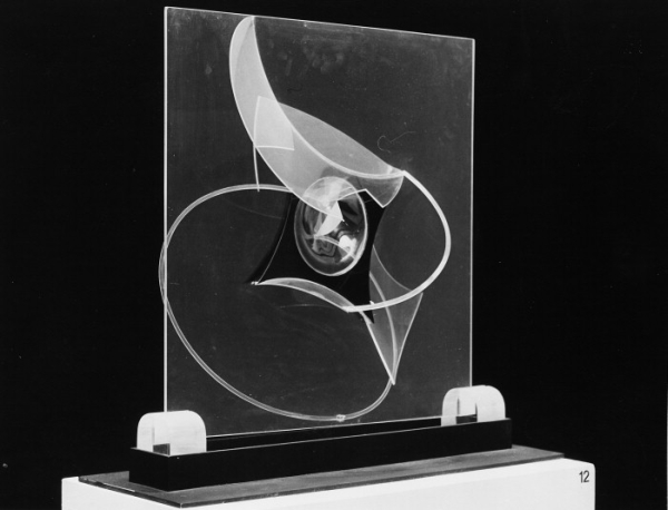 Gabo, Costruction on a Plane